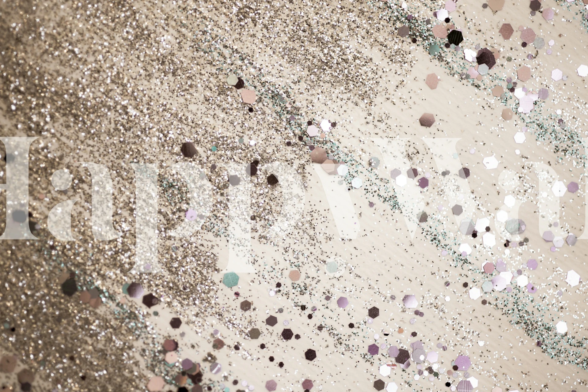 Papel de parede Chic Glitter Glam 1 em um quarto elegante