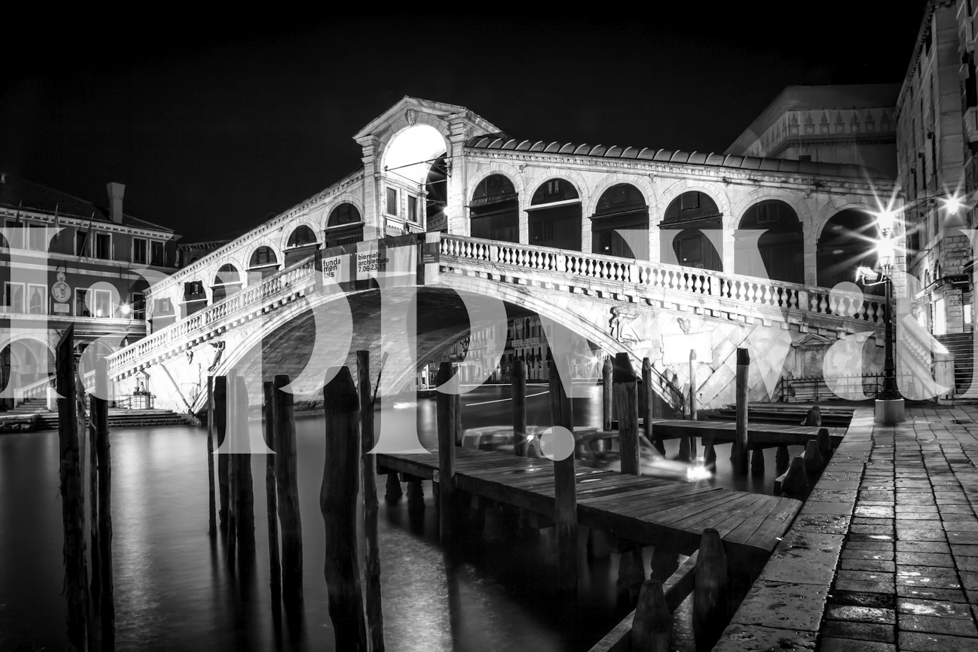 Rialto Bridge wallpaper in a room