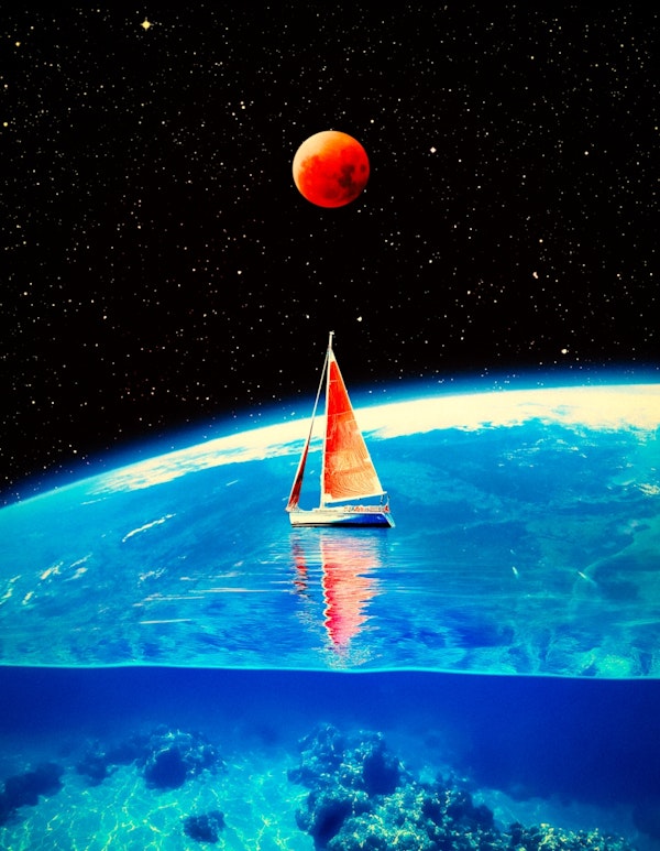 Red Sail to the Cosmic Horizon