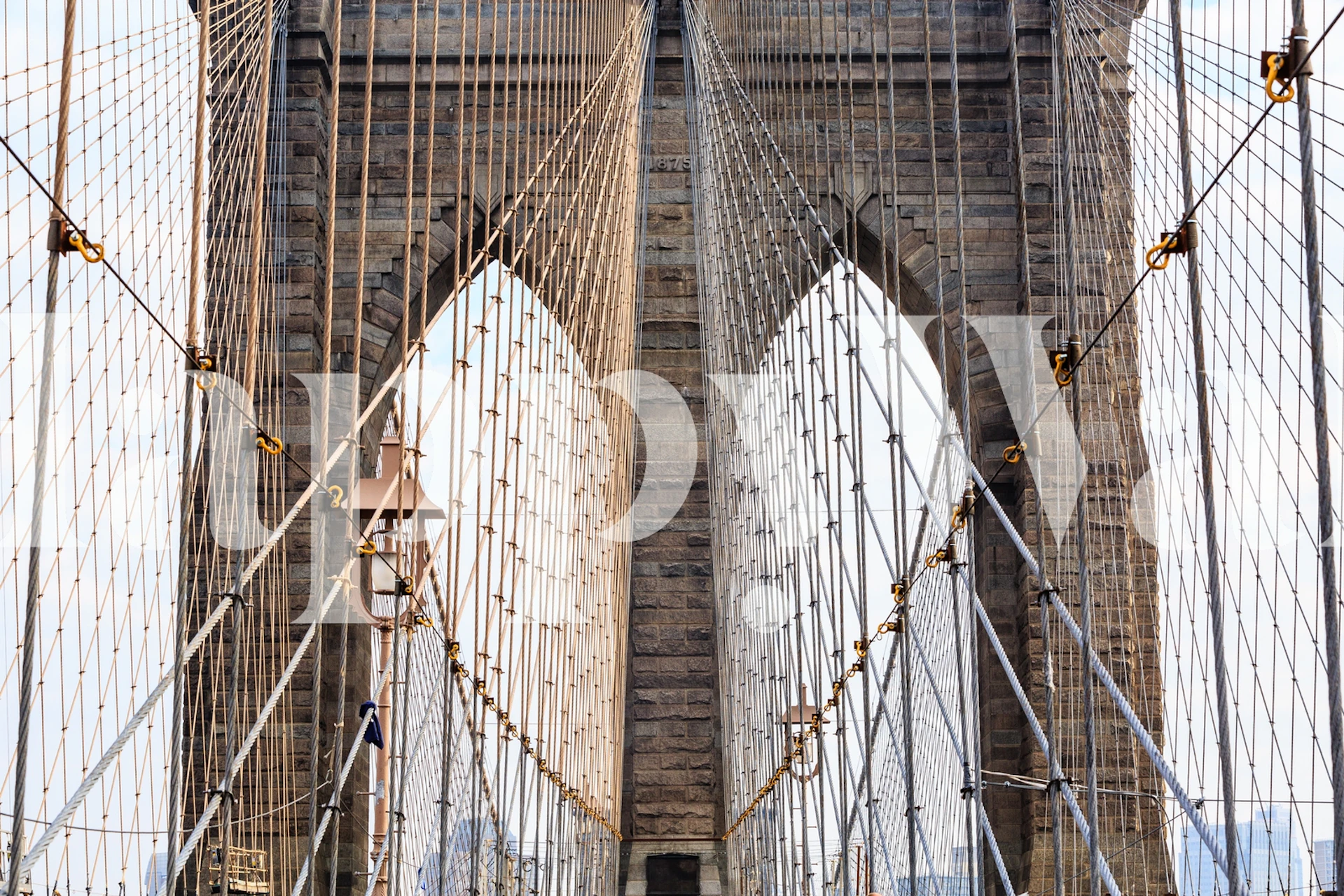 Brooklyn Bridge 4 wallpaper in a modern room