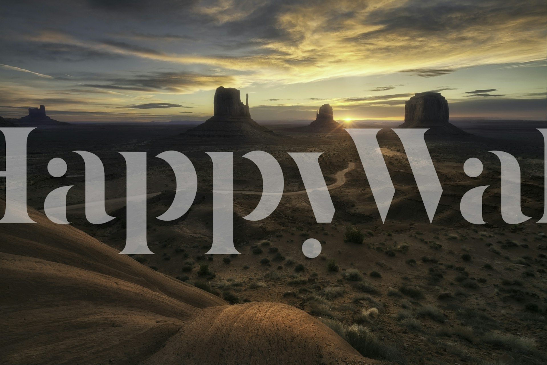 Scenische landschap behang in een woonkamer