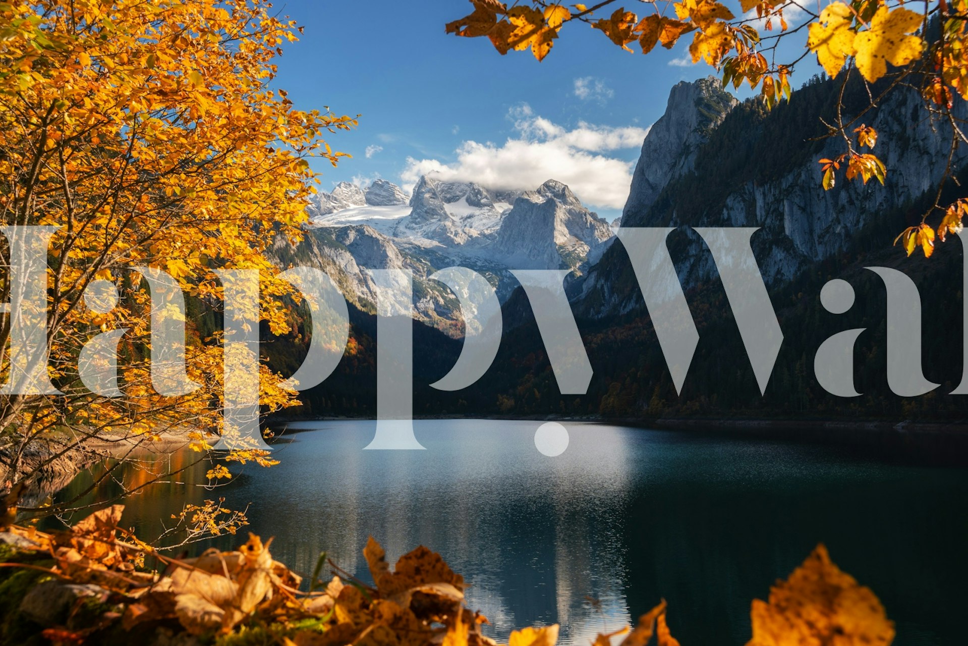 Tapeta Serene Lake a Peaks in Austria