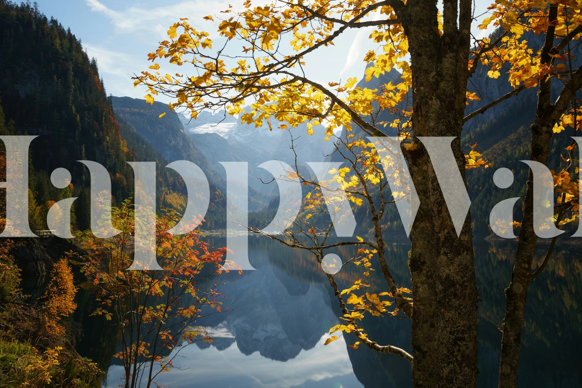 Golden Leaves en Mountain Peaks behang