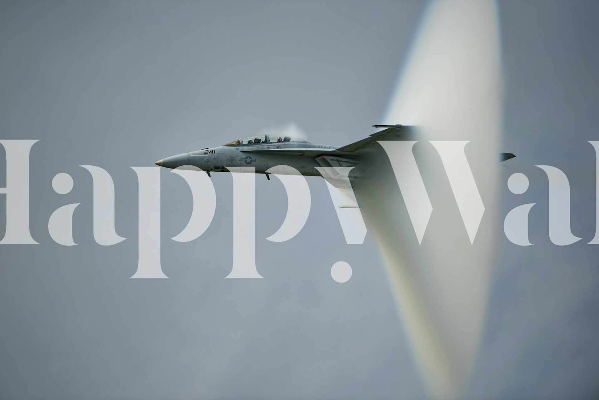 Cone-design-tapetti tyylikkäässä huoneessa