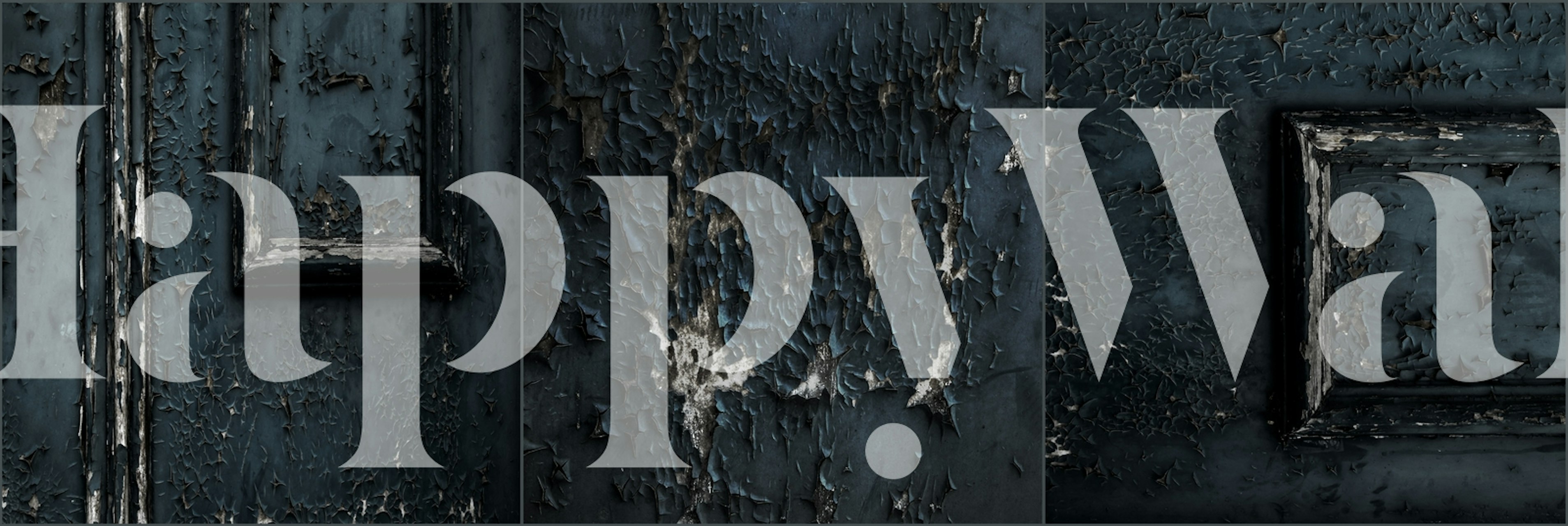 Decrepit tapettirakenne huoneessa