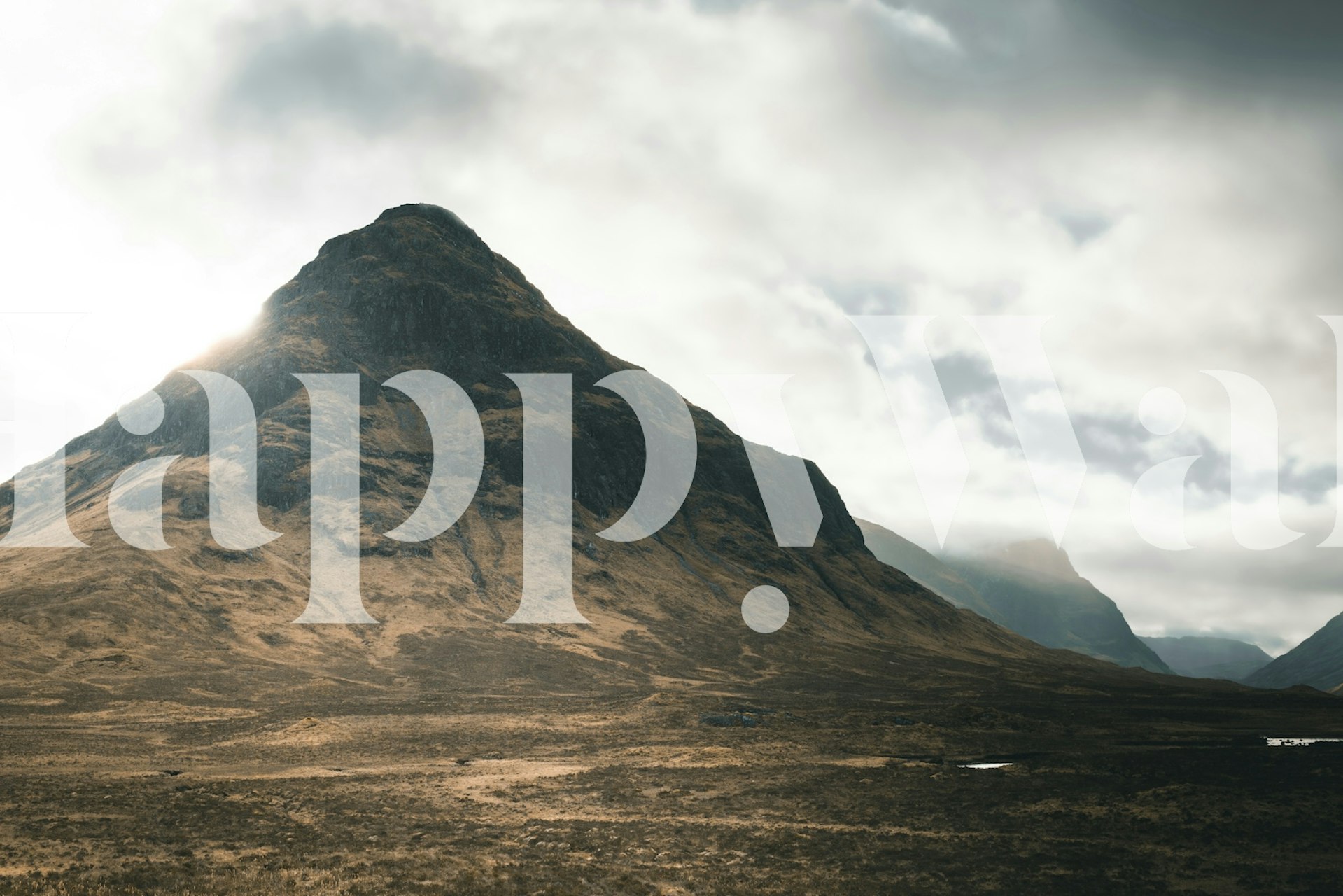 Highland Horizon View Tapete in einem Zimmer