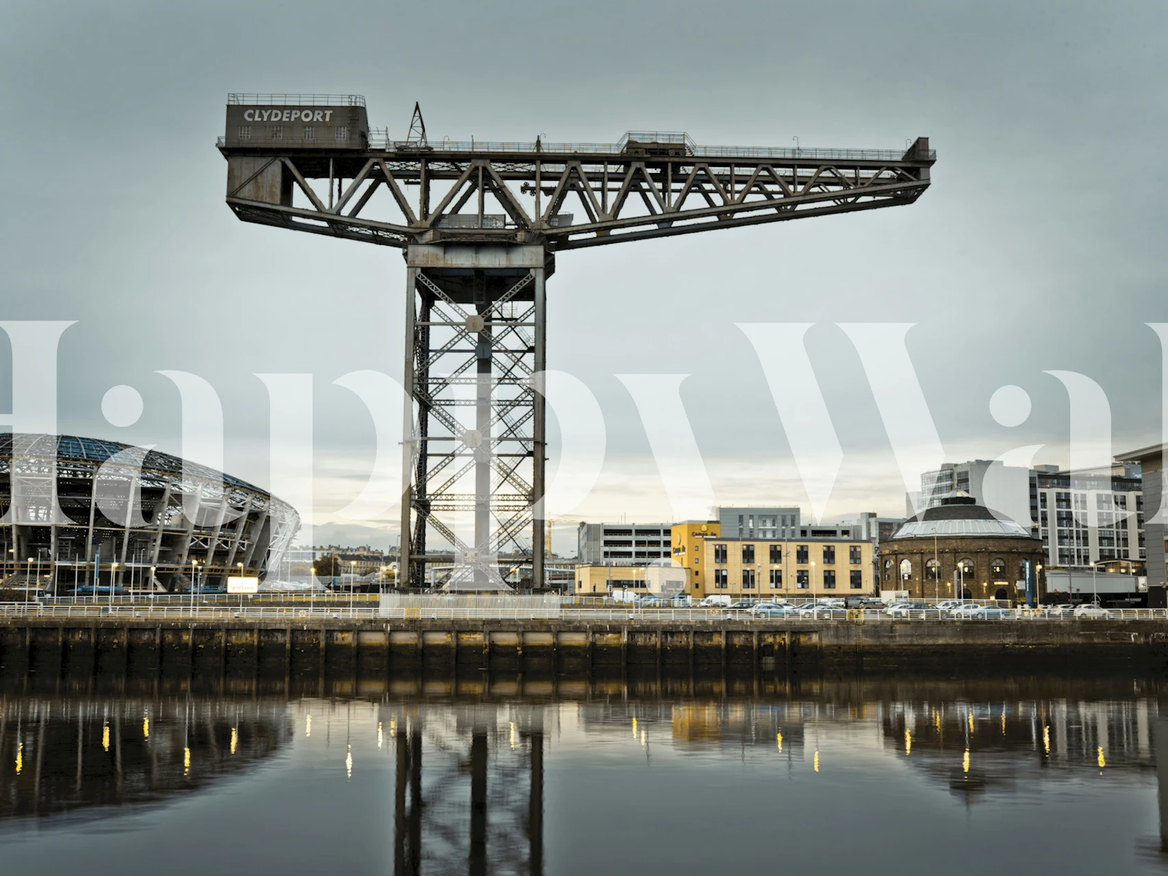 Carta da parati Finnieston Crane mostrata in una stanza