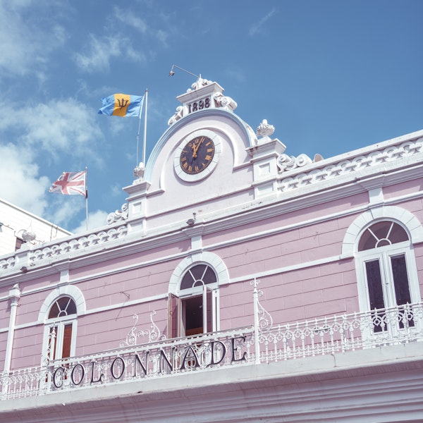 Vintage Colonnade Charm