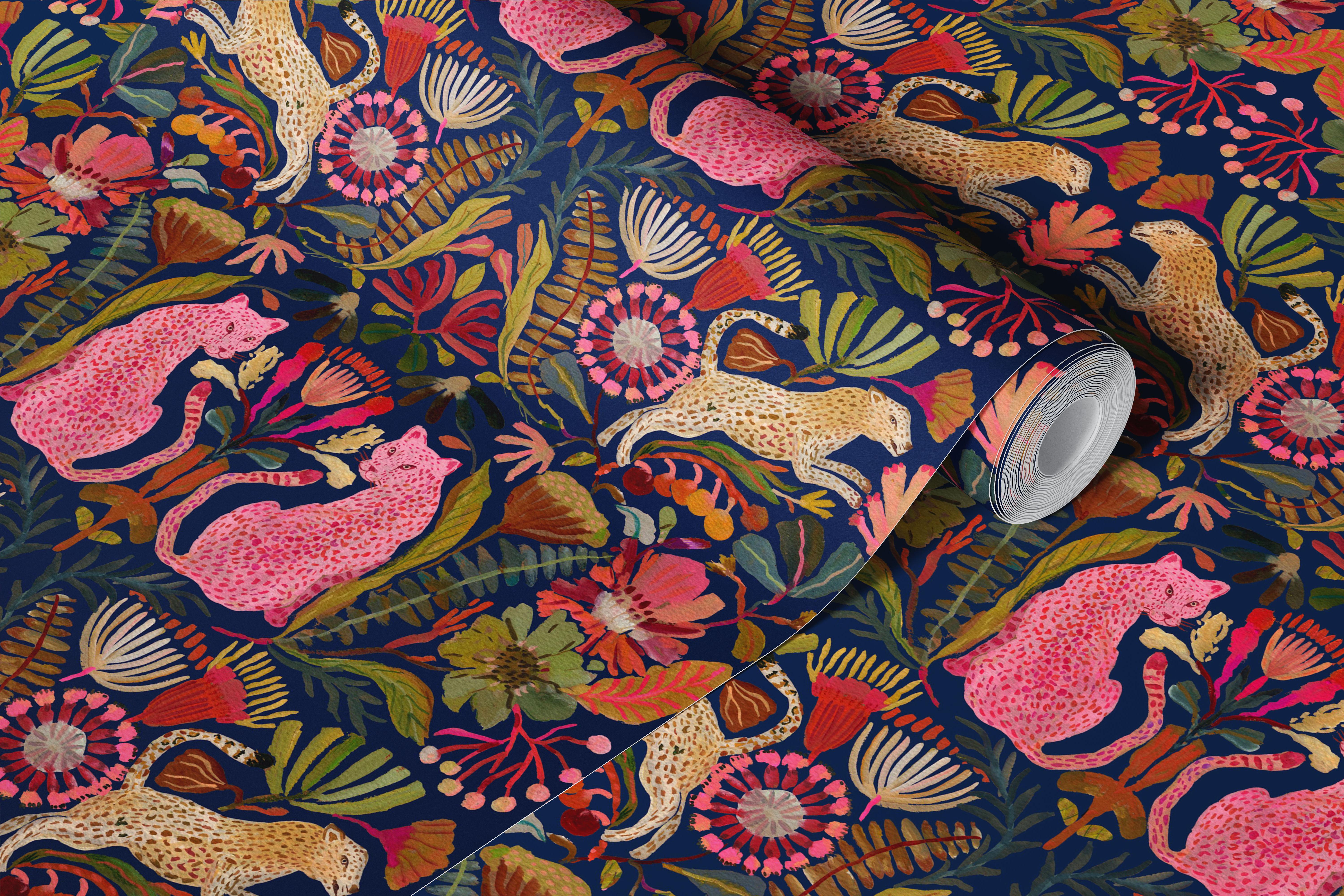 Vintage cheetah jungle wallpaper in a room (3/9)