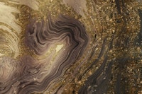 Golden Glamour Gemstone wallpaper