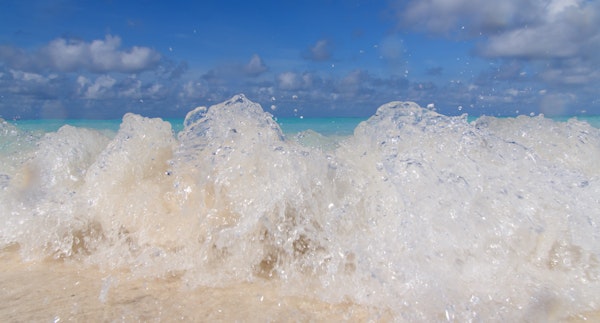 Caribbean Island Wave Love 1