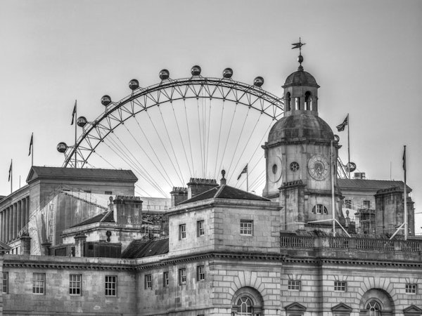 Vintage Cityscape Vibes