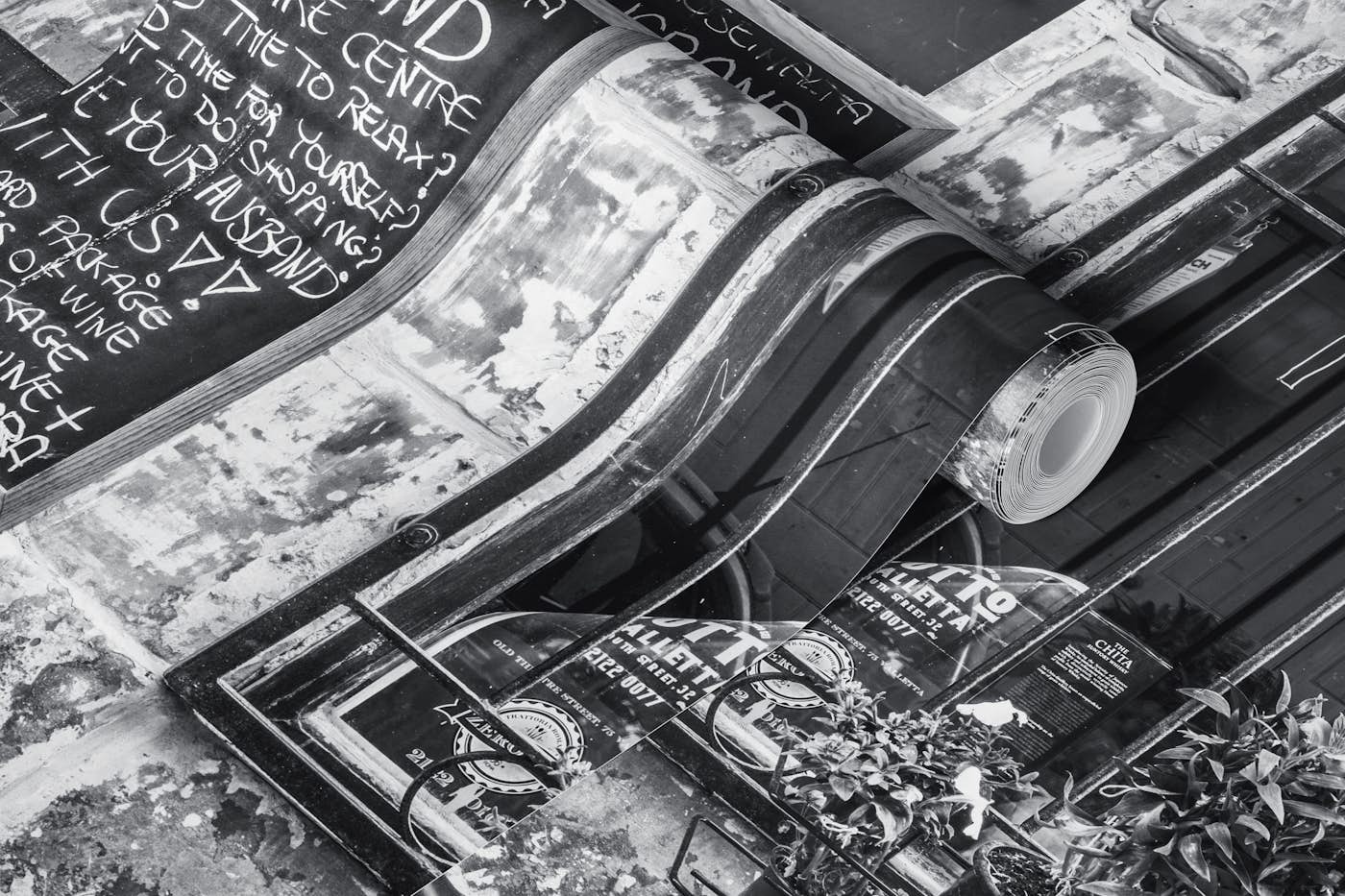 Bicycle Outside the Cafe wallpaper roll