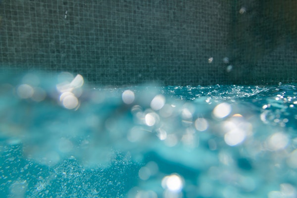 Caribbean Pool Bokeh Glam 1