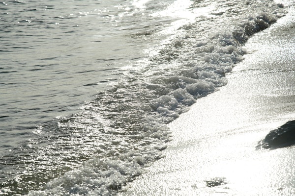 Shimmering Caribbean Ocean Glam 1