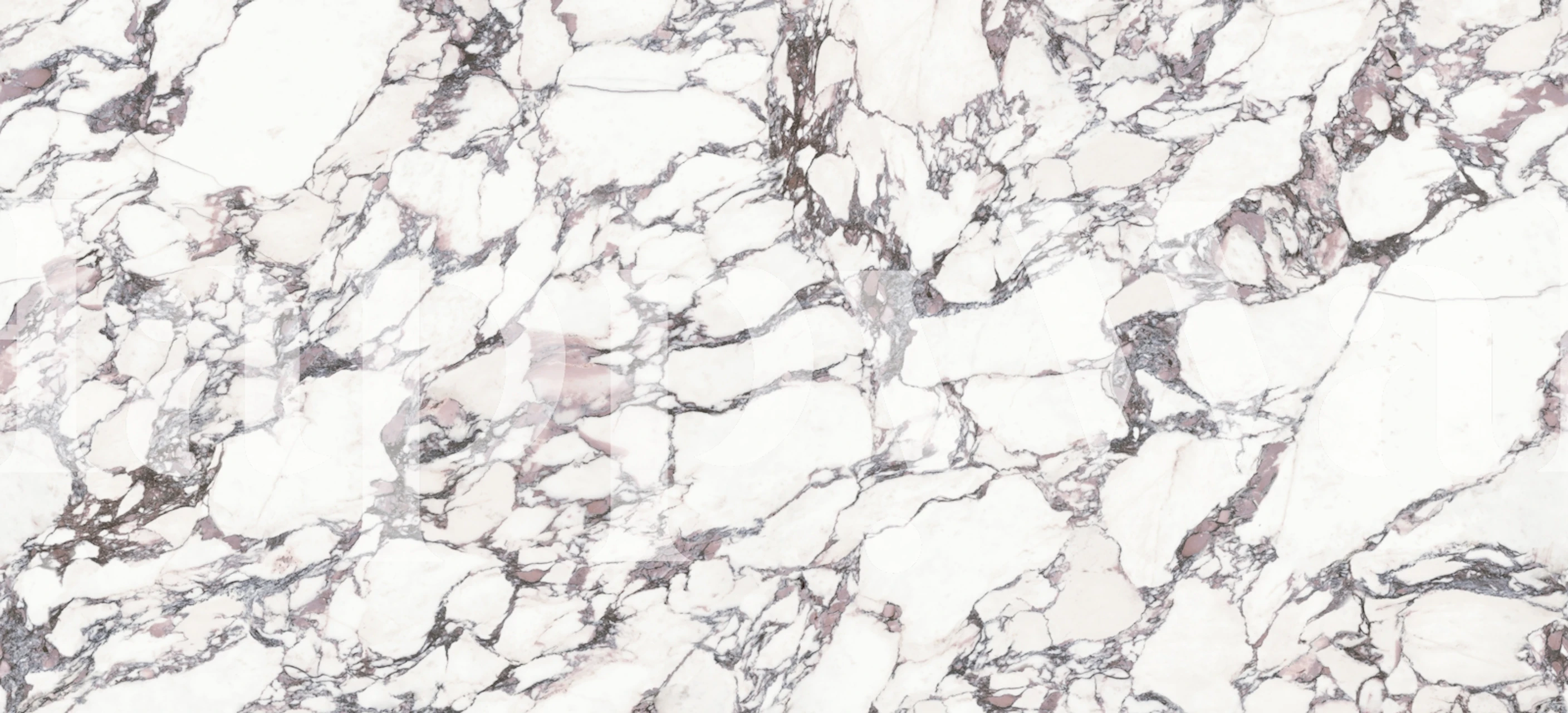 Arabescato Breccia Stone tapetdesign i et rom