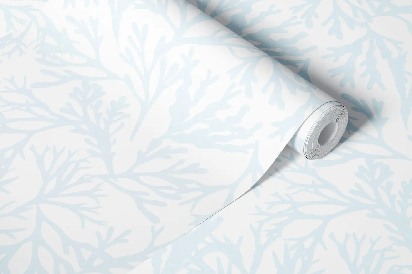 Coastal Kelp light blue & white wallpaper roll