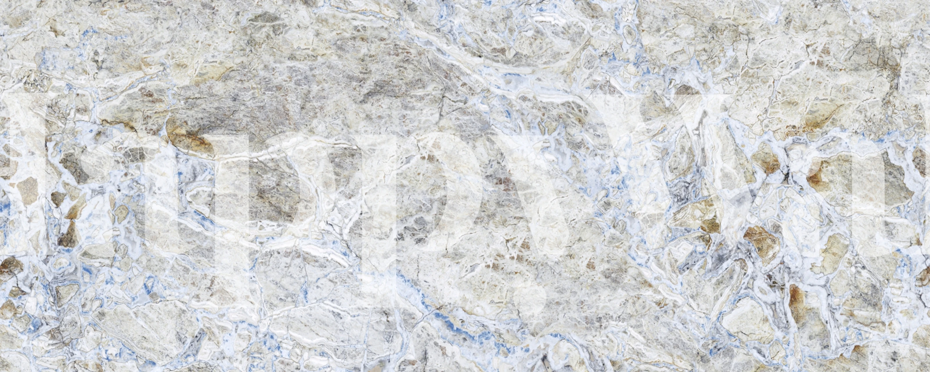 Glacier Blue Breccia Marble Tapete in einem Raum