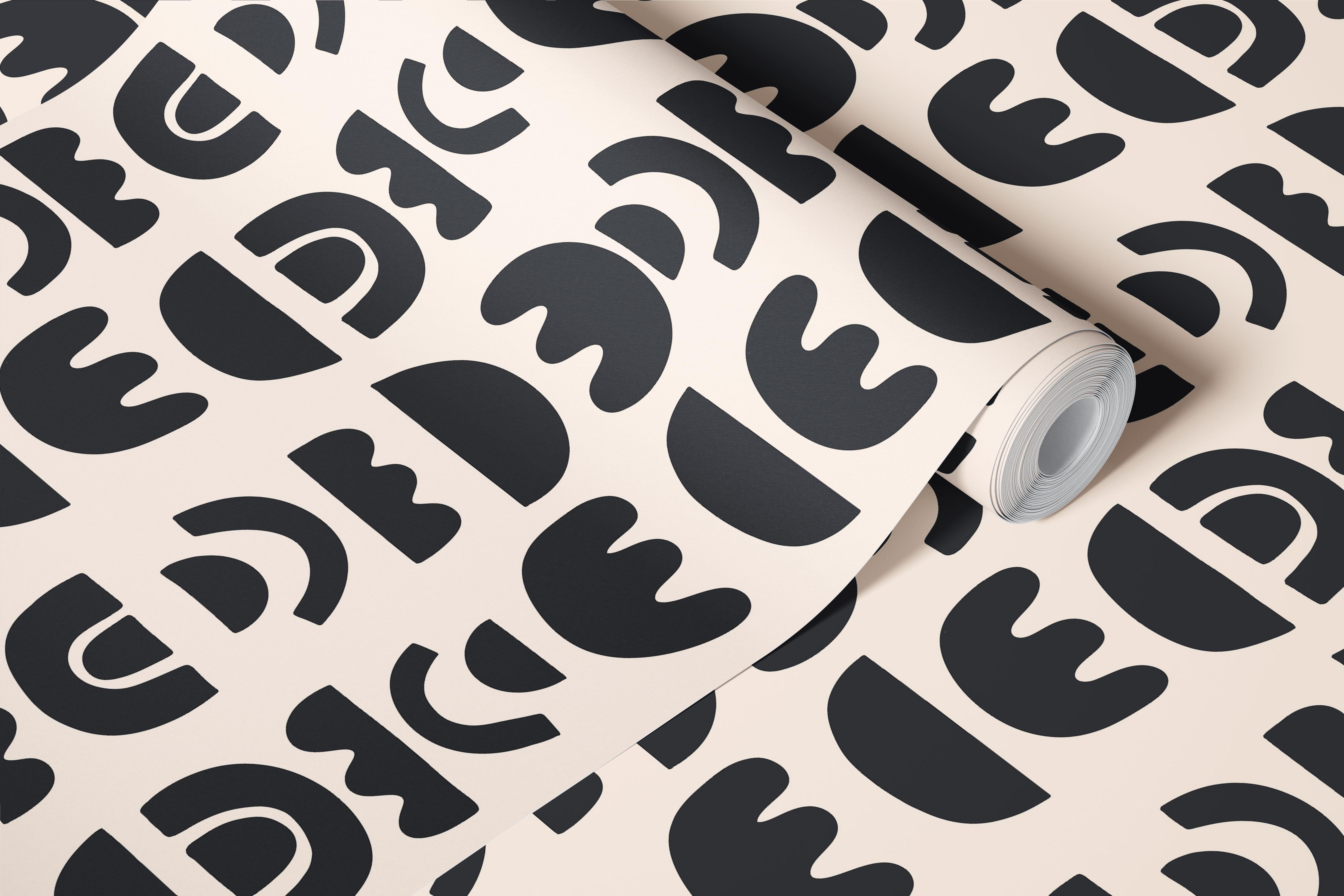 Charcoal black organic shapes wallpaper v pokoji