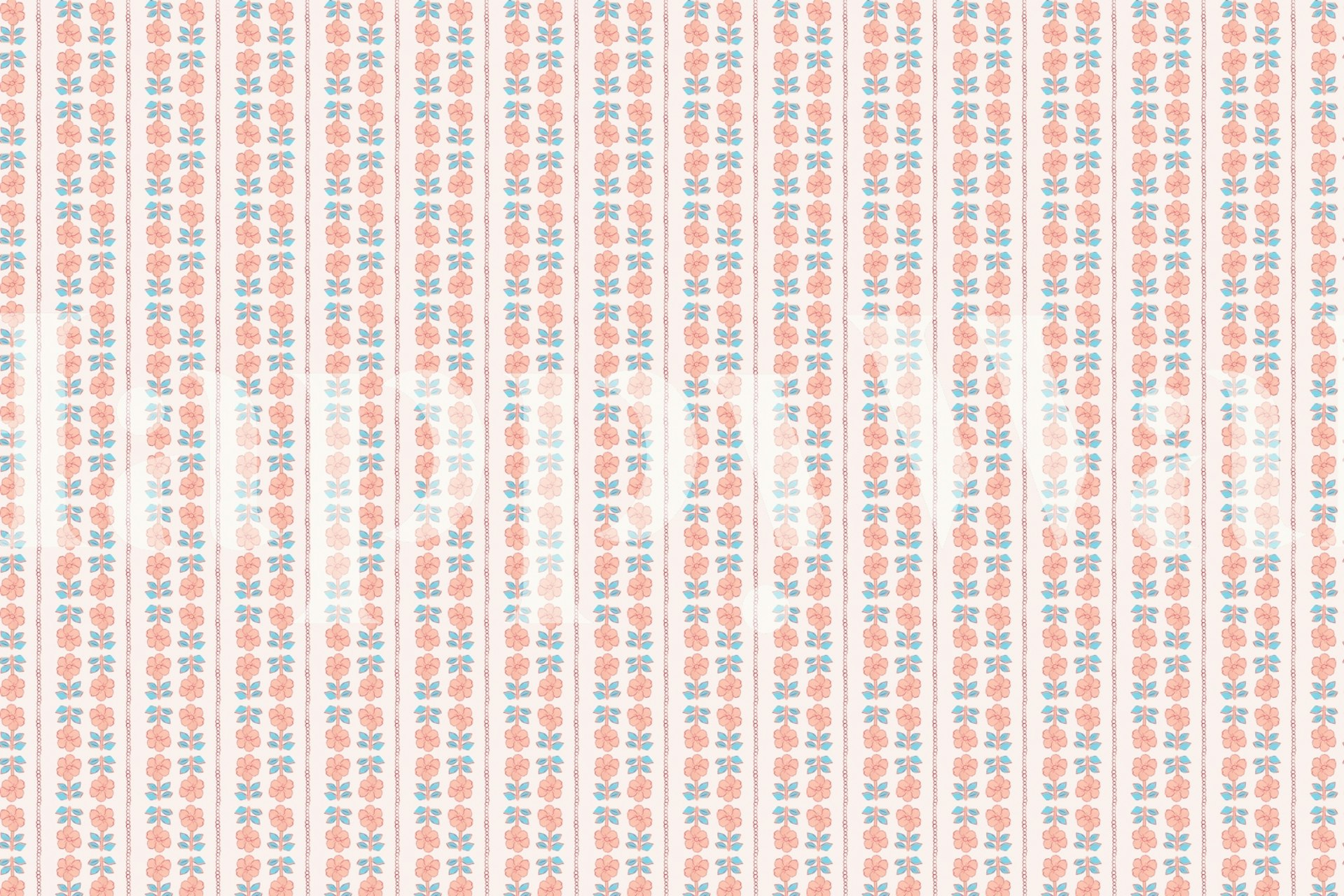 Blumenmuster-Tapete in einem Raum