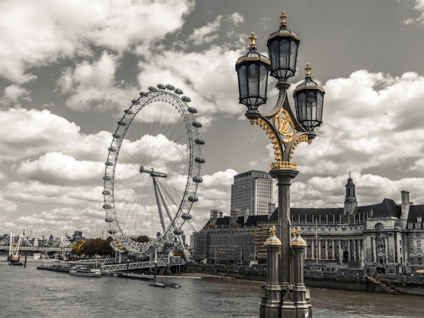 The Lamp and the Wheel