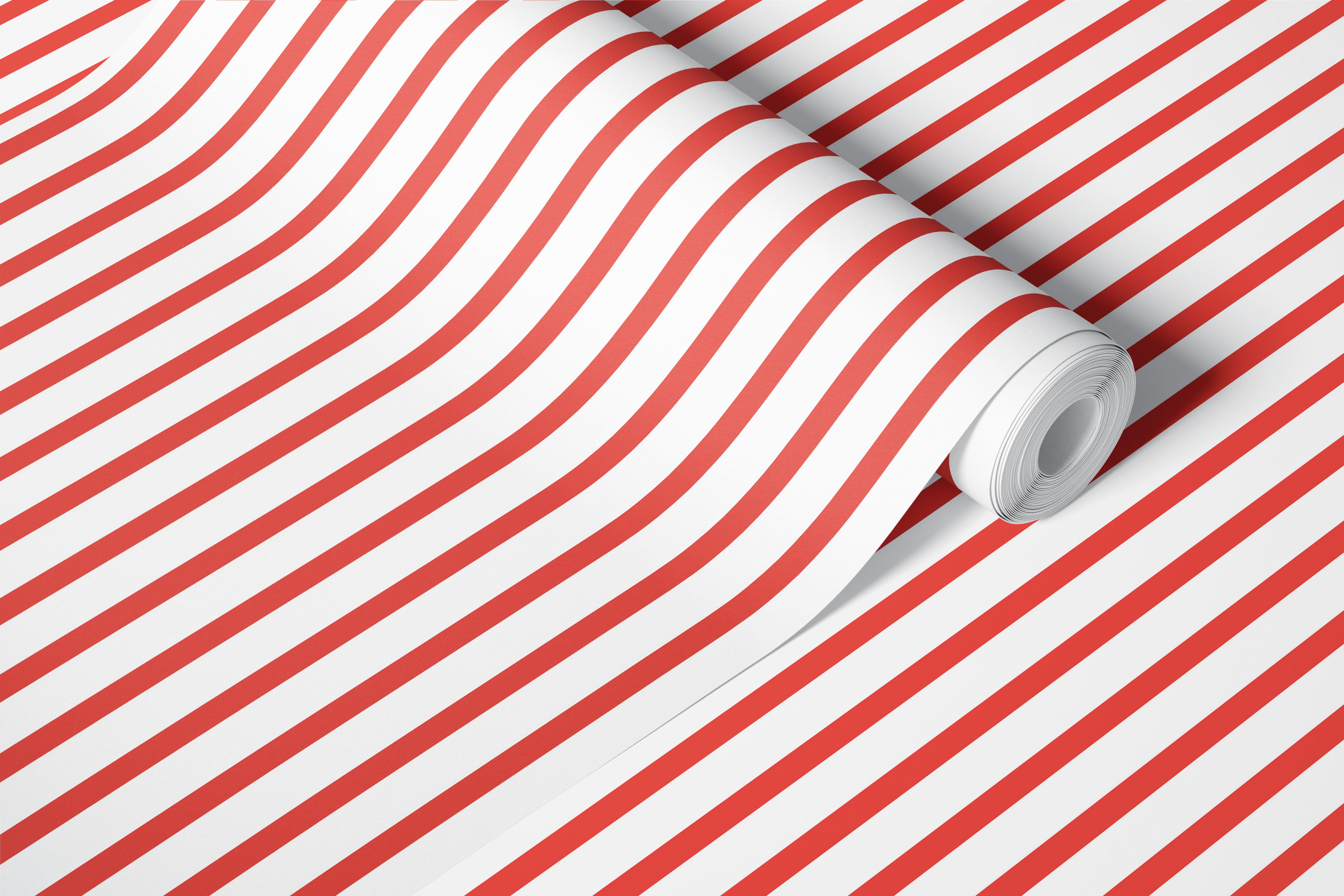 Red Stripes papier peint exposé dans une pièce