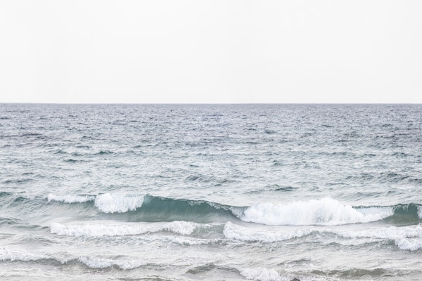 Soft Ocean Waves Minimal Seascape