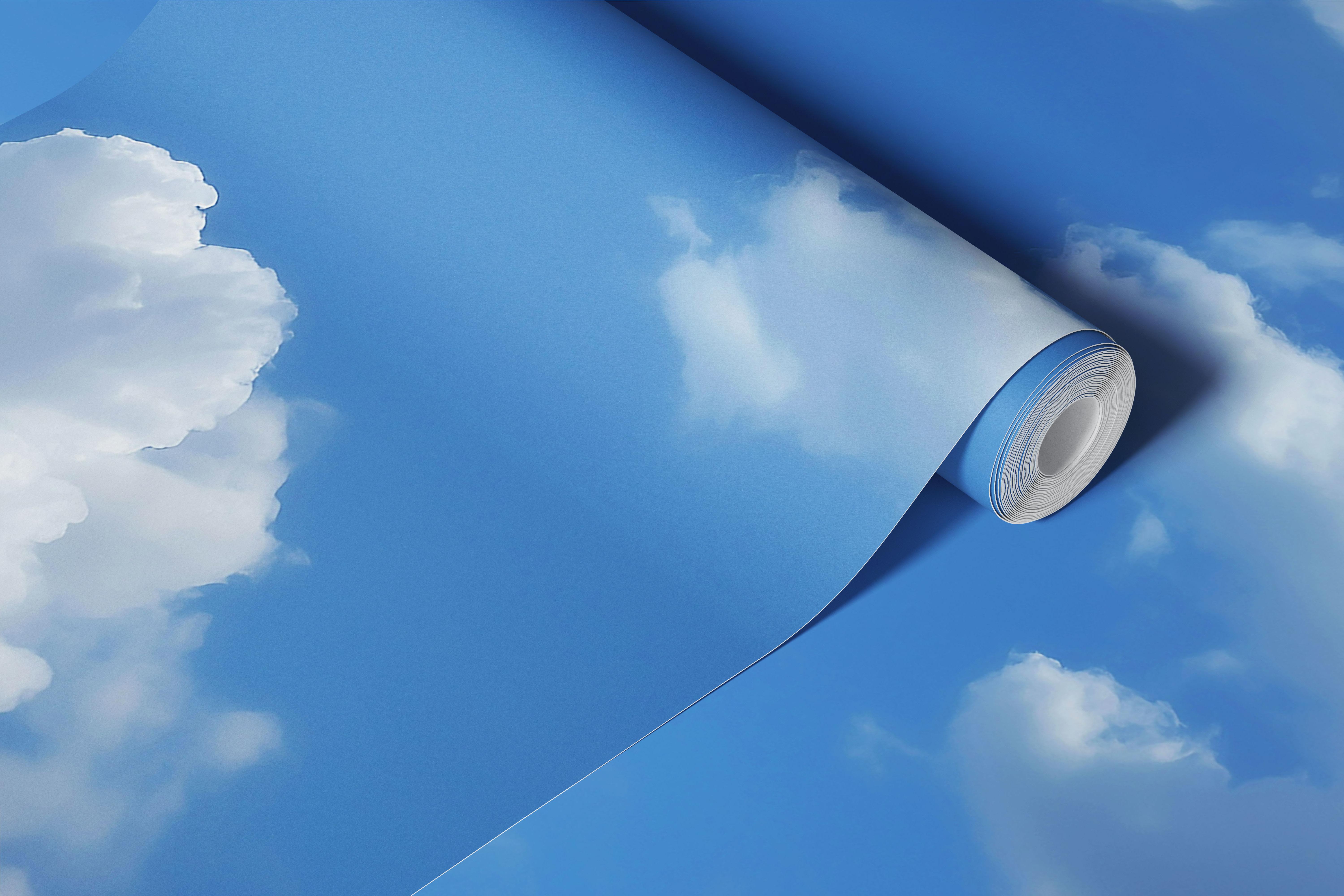 Behang met blauwe lucht en zachte witte wolken