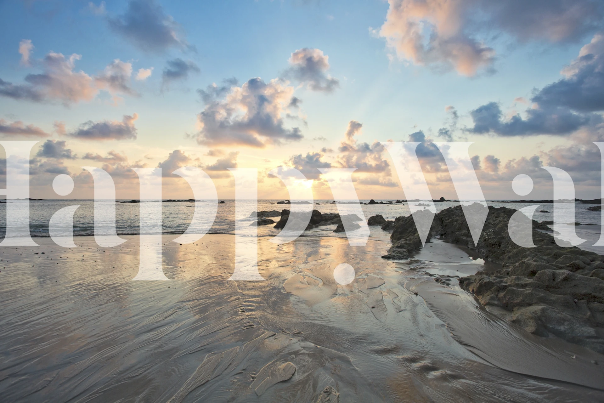 Thailand strand bij zonsondergang muurschildering met rotsen en zee