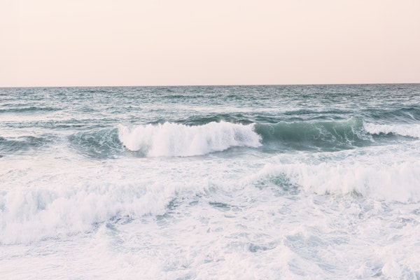Pastel Ocean Waves