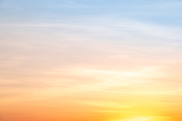Peaceful Gradient Sky Scene