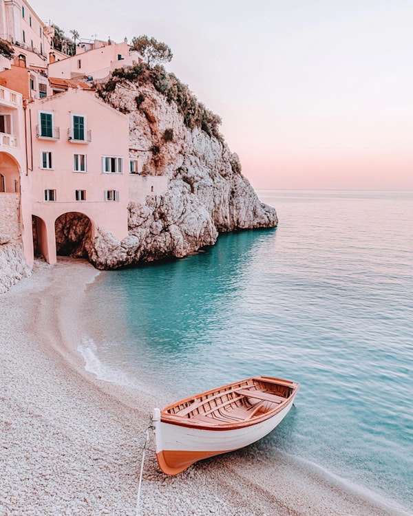 Amalfi Cove Rowboat