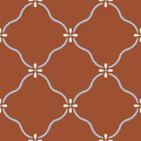 Scalloped Quatrefoil Trellis on Rust behang