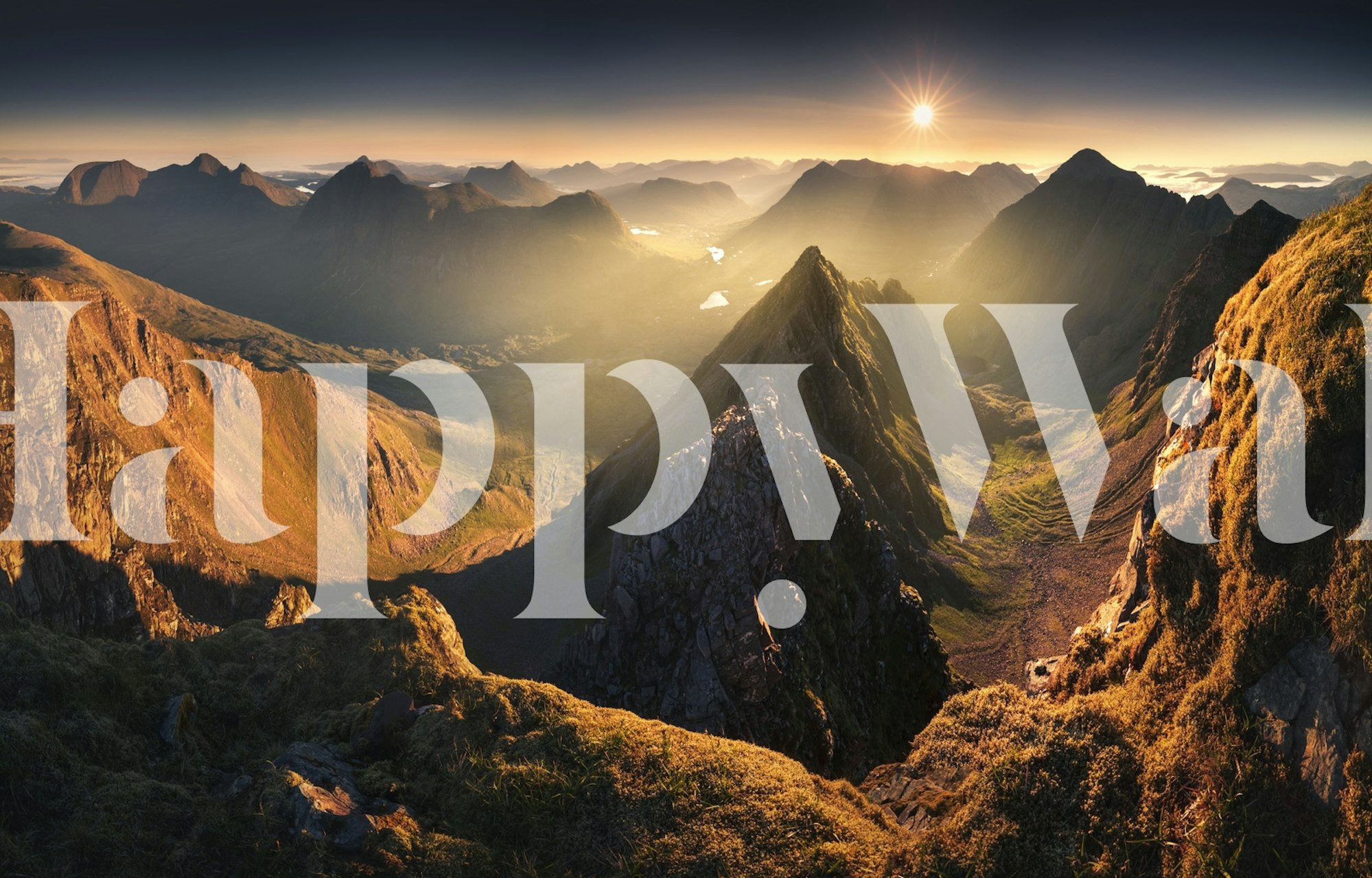 Mullach en Rathein wallpaper in a room