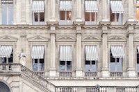 Paris Building wallpaper