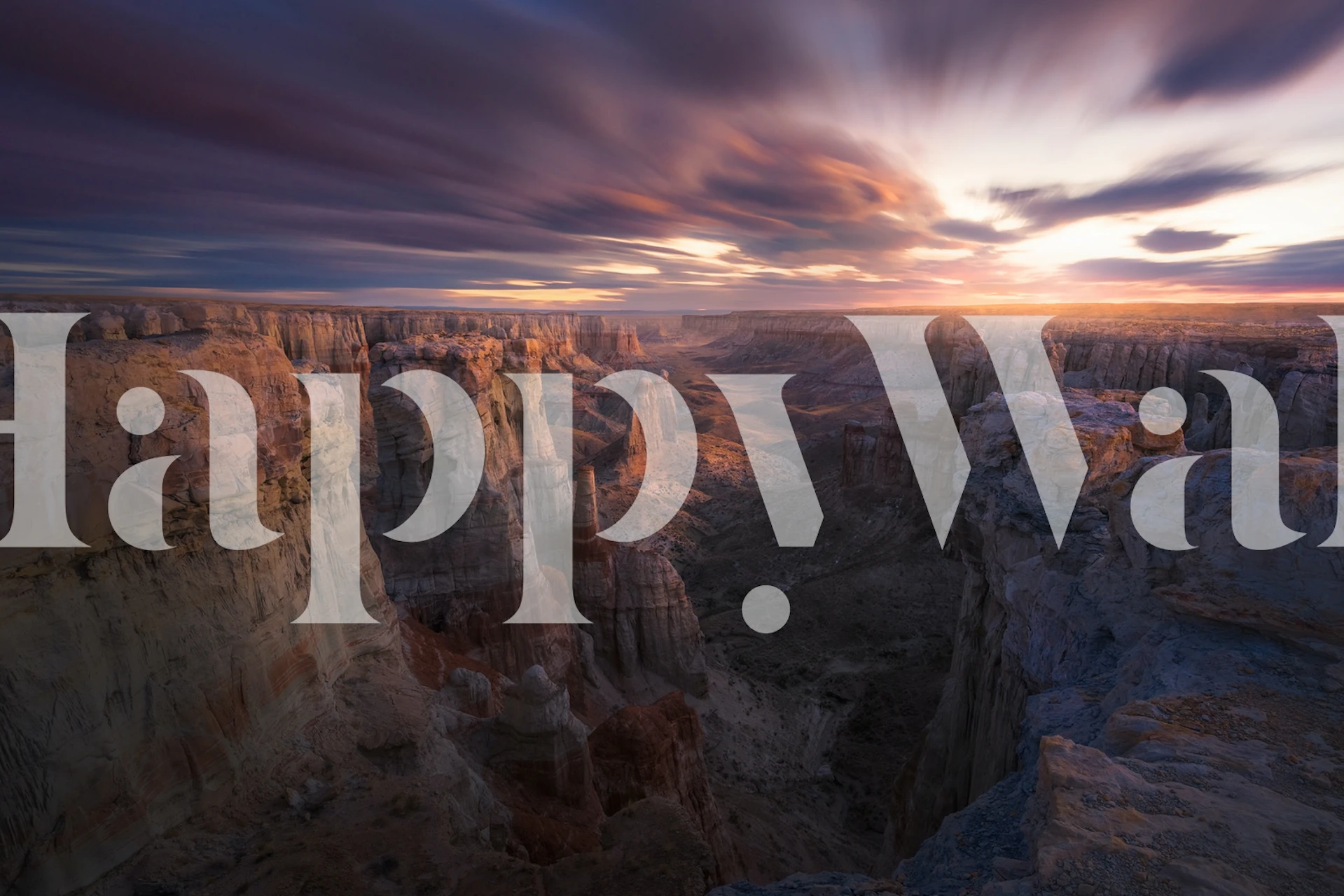 Fototapeta Zachód słońca nad kanionem wnosi ciepło i głębię do Twojego pokoju