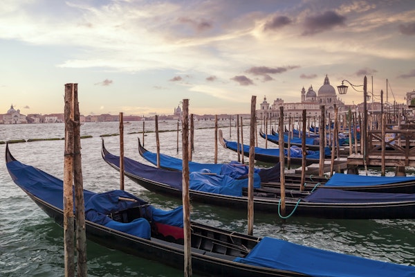 VENICE Gondolas