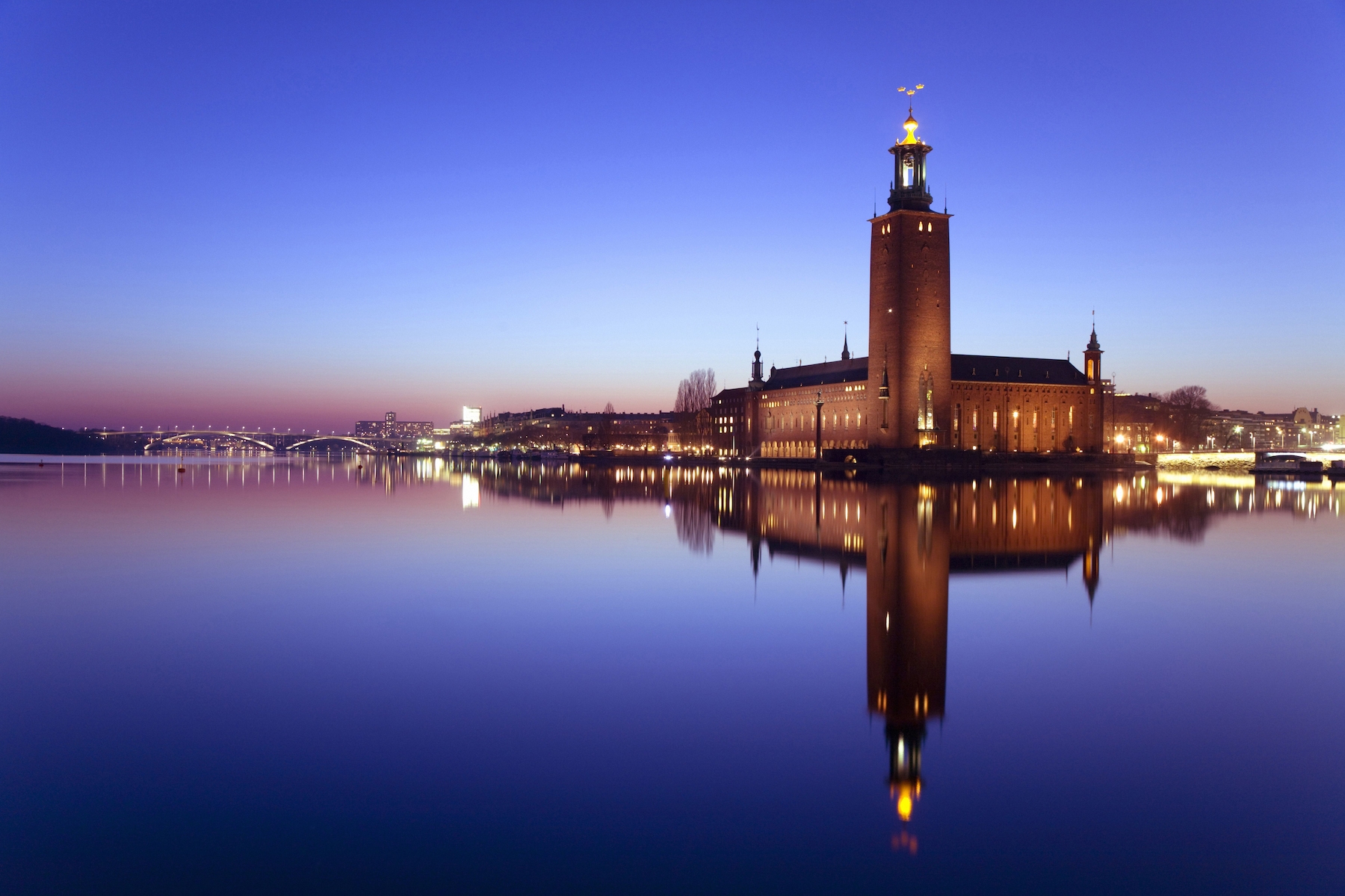 Stockholms Stadshus Tavla Stad Vy Vatten Spegel Happywall 