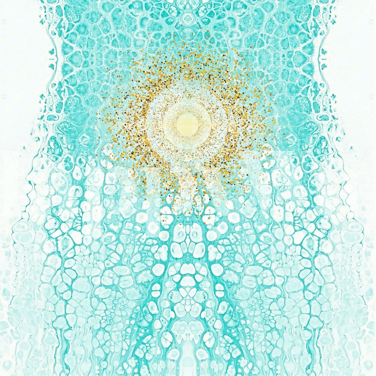 Trendy glitter sun ocean water wallpaper in a room