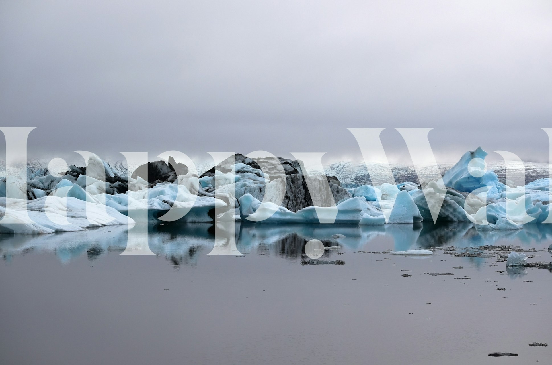 Icebergs on Jökullsarlon Lagoon wallpaper