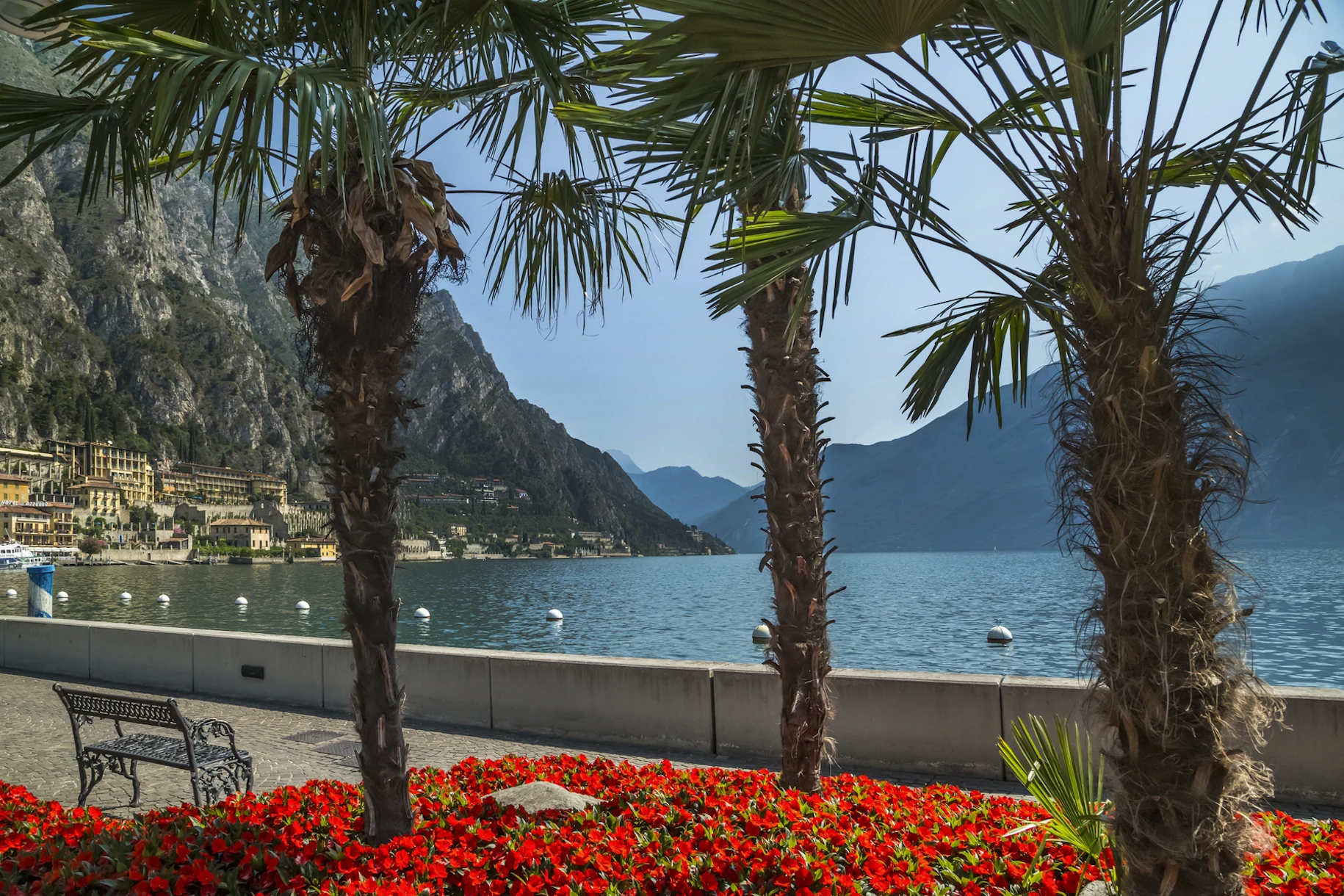 "Limone Sul Garda Lakeside View Wallpaper - Happywall"