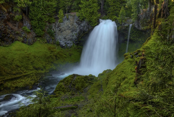 Sahalie Falls