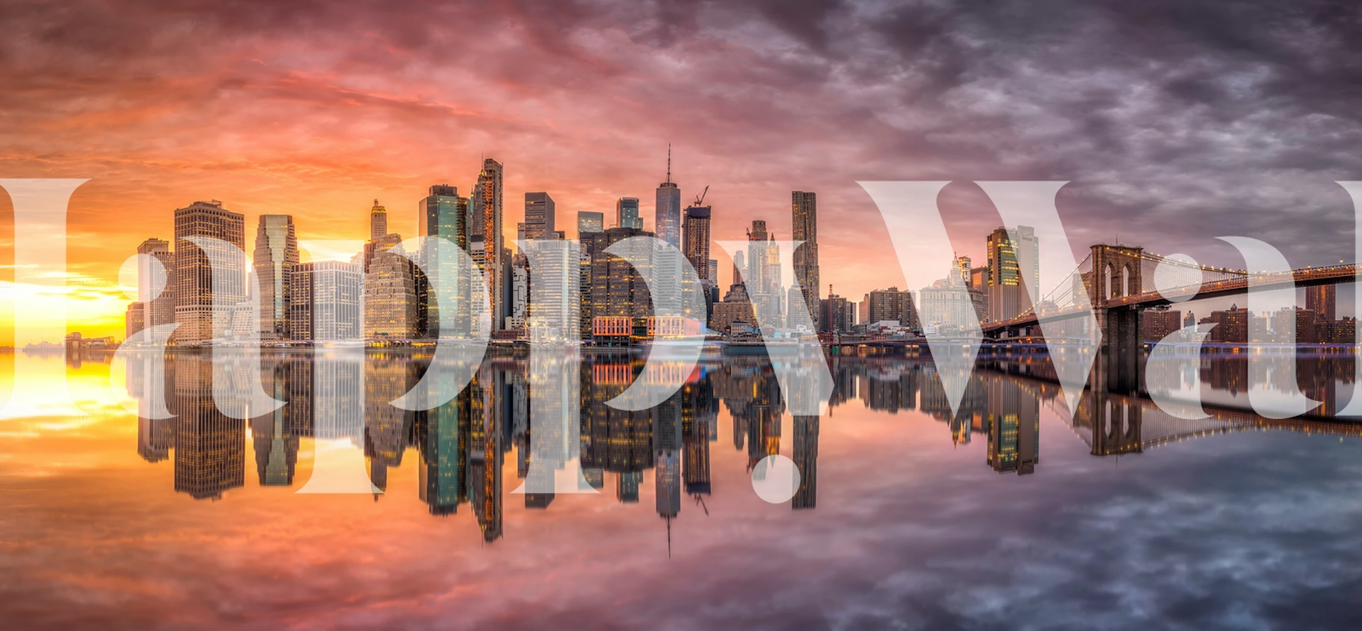 Fototapeta Západ slunce na panoráma města s pulzující oblohou a odrazy vody