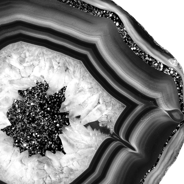BW Agate Black SilverGlitter 1