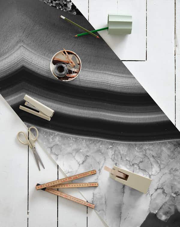 BW Agate Black SilverGlitter 1 wallpaper roll
