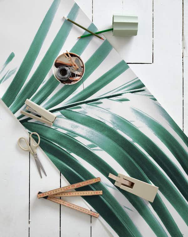 Palm Leaves Green Vibes 8 wallpaper roll