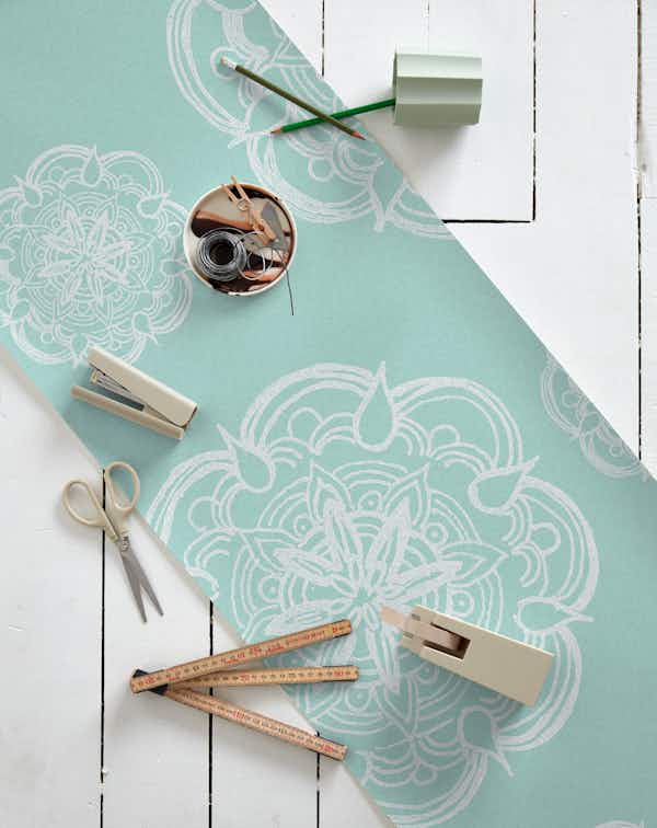 Mint Flower Mandala 2 wallpaper roll