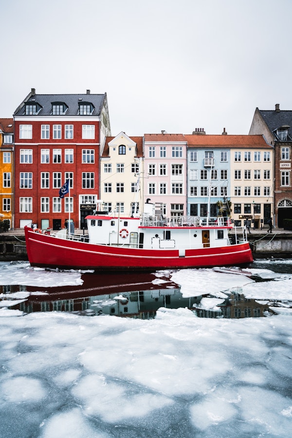 Standing Nyhavn