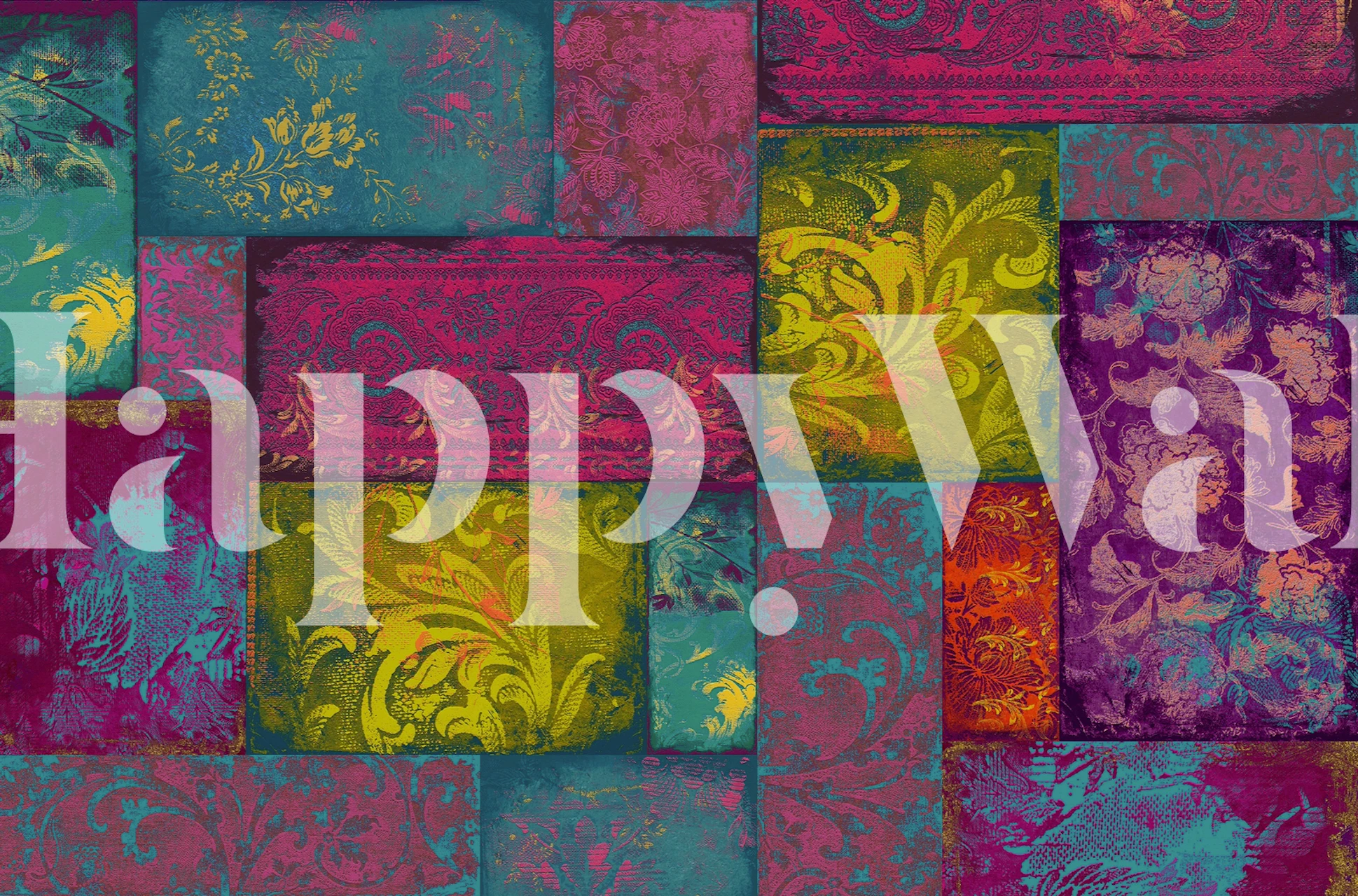 Papier peint mural rose vif Bohemian Patchwork présentant une variété de motifs dans des tons de rose, jaune et violet