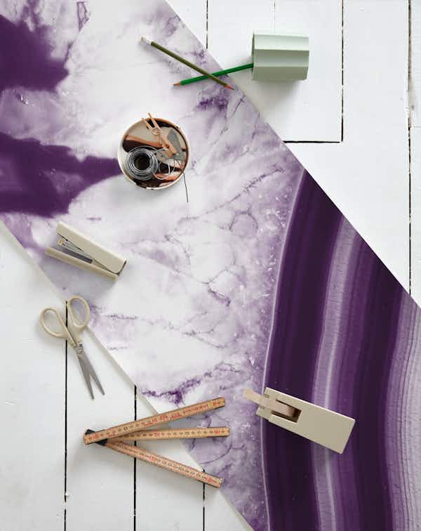 Purple Agate Glam 1 wallpaper roll